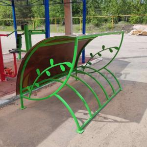 Купить Велопарковка крытая, с веточкой, цв. зеленый в Петровске 